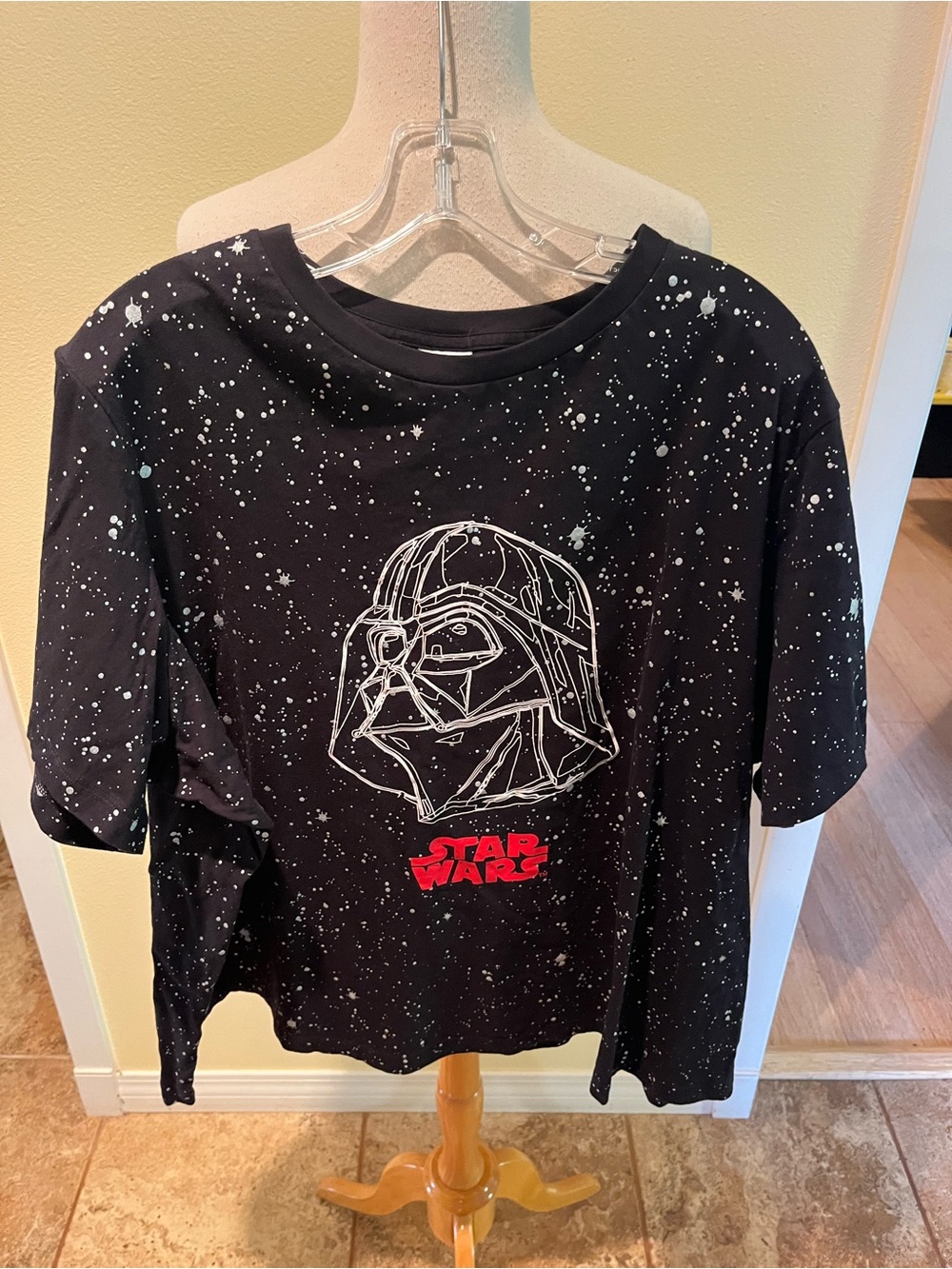 Great Oversized Men’s Tee Star Wars Darth Vader Speckled Starfield Design 2X